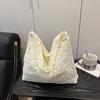 Lace Large-capacity High-value Shoulder Bag Summer New Niche Design Versatile Going Out Leisure Bag