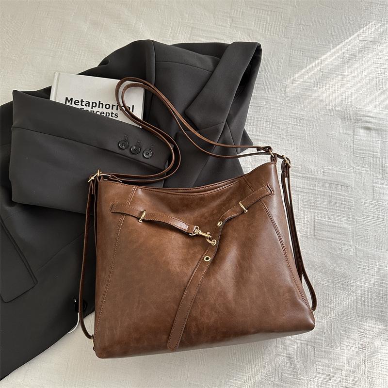 

Многофункциональная сумка-мессенджер женская осень 2025 ретро рюкзак сумка через плечо большая вместимость сумка через плечо