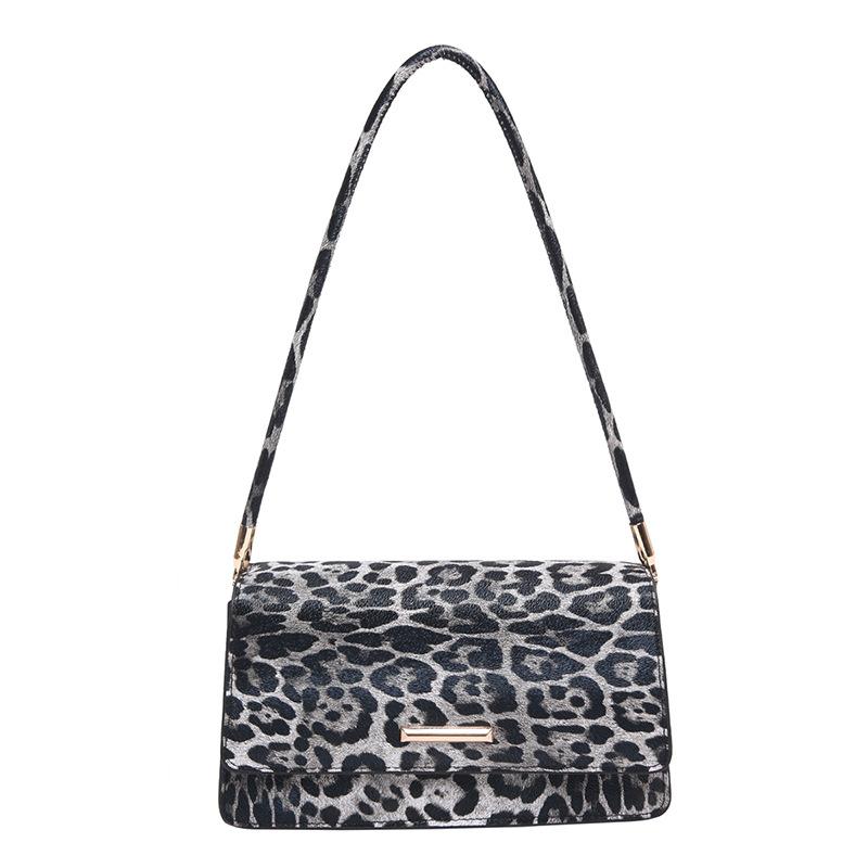 

Осенняя новая модная сумка с леопардовым принтом, женская иностранная универсальная сумка для поездок на работу, трендовая персонализированная сумка-багет с высокой текстурой чёрный
