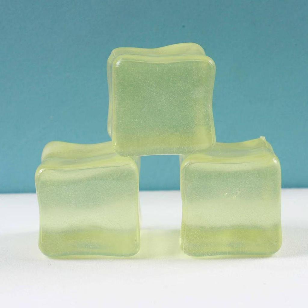 Trendy Simulation Transparent Colored Ice Cube Phone Case Keychain with Crushed Ice DIY Micro Landscape Decor