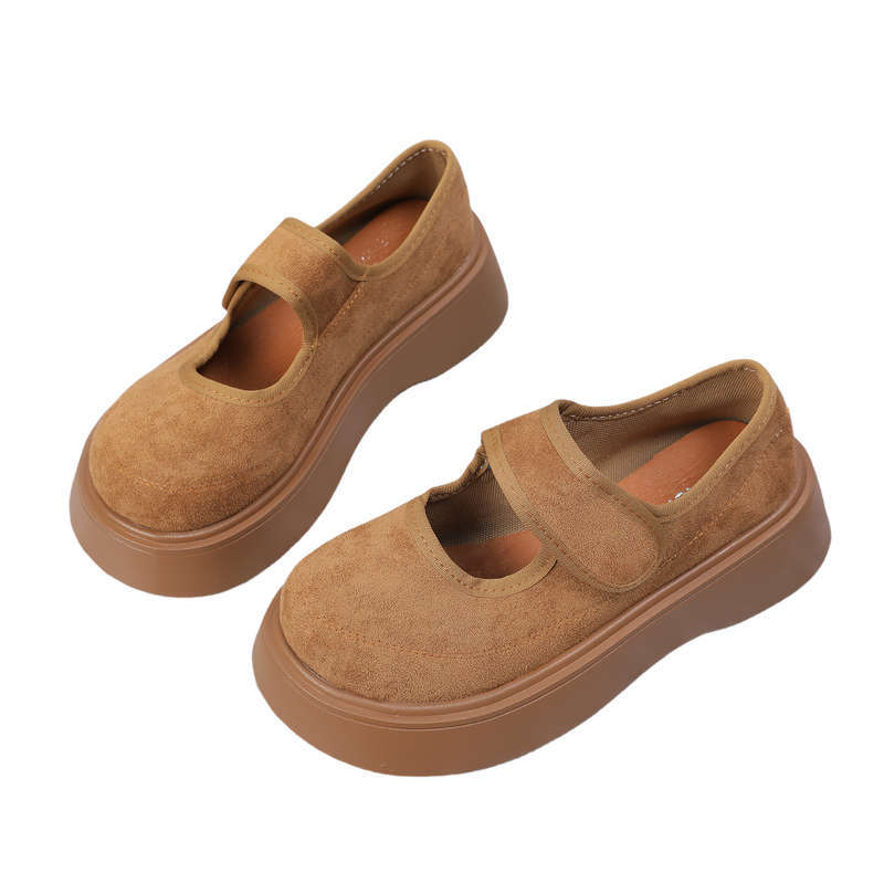 

Retro French white thick-soled light-mouth cool single shoes women s autumn new models with skirts to increase the height of round-headed Mary Jane 40 коричневый