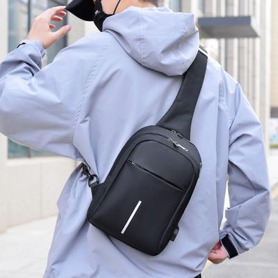 Borsa a petto da uomo con ricarica USB Borsa a tracolla Borsa a spalla singola da lavoro Borsa a petto casual