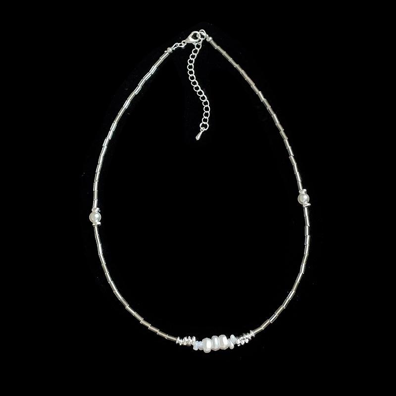 

Niche Design Sense Нерегулярное жемчужное хрустальное ожерелье Женское Простое Универсальное Темпераментное Ретро Персонализированная цепочка на шею Цепочка на ключицу