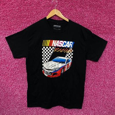 NASCAR Racing Team 94 Cup Series Championship Tailgate Tee L