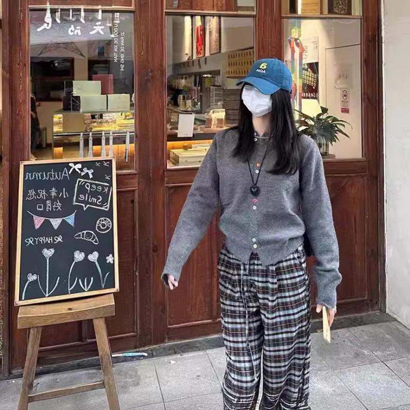 New round neck colorful buckle small coat women's retro solid color simple knitted top casual coat