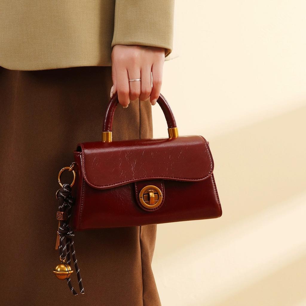 Wedding Bag Women'S Daily Available Bridal Wedding Bag Gifts Niche Retro Red Handbag Light Luxury Atmosphere Messenger Bag