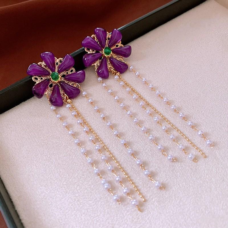 Cercei Stud Triunghi Diamant Acul de Argint - Design Retro de Lux Lejer