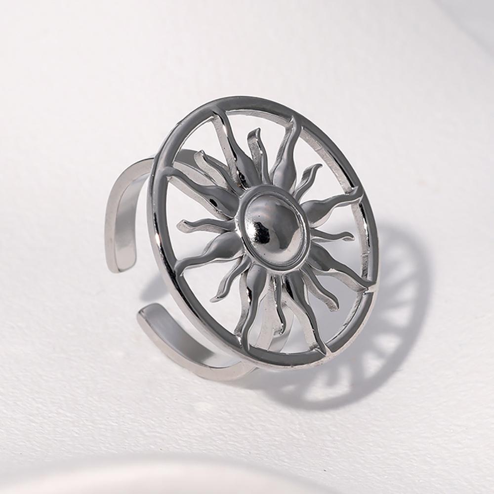 

Geometric Circular Sunflower Ring Neutral Zircon Personalized And Fashionable Stainless Steel Open Rings Couple Gifts resizable