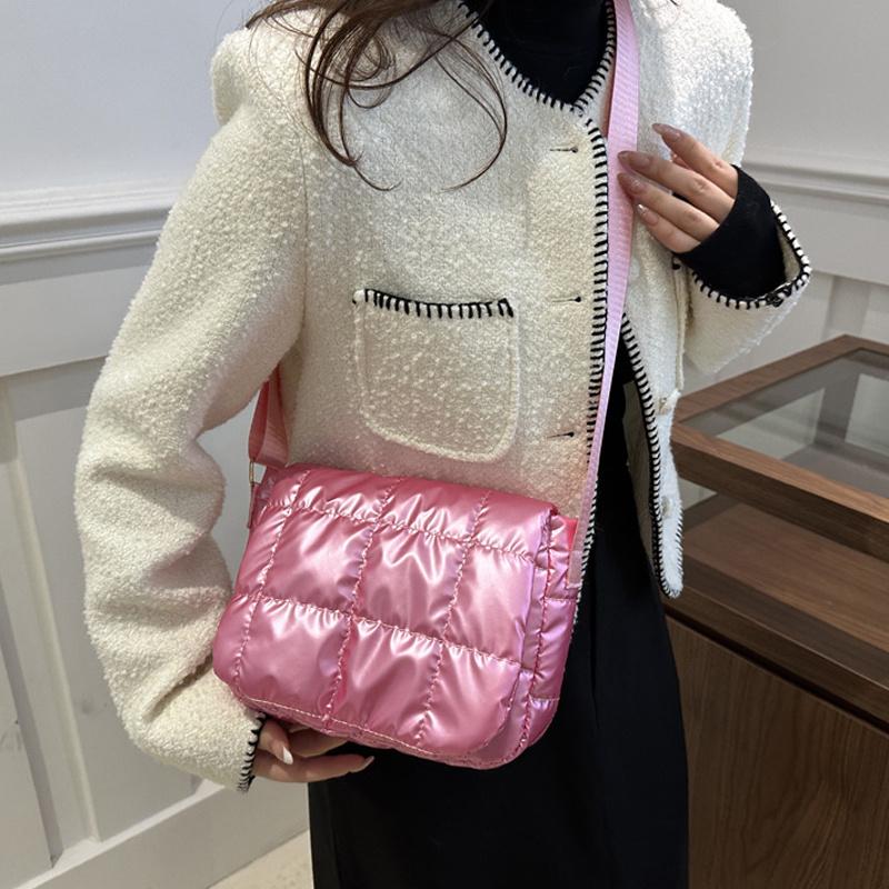 Yogodlns Women Elegant Quilted Shoulder Bags Cloud Pleated Bubbles Crossbody Bag Fashion Simple Solid Color Commute Shopping Bags