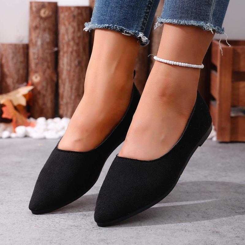 Pointed Leopard Print Pumps for Women's 2025 Autumn New Flat Plus-size Beanie Shoes