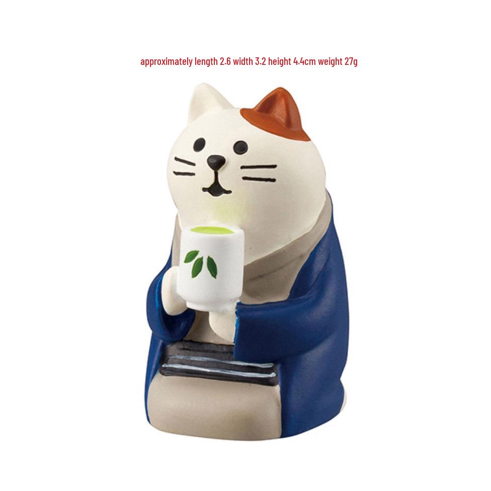 Japanese Style Cat Resin Ornament for Car Console Decoration