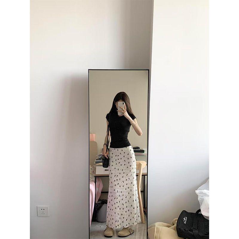 

Women s 2026 Spring/Summer Slim-fit Short Sleeve Tee & High-waisted Floral Fishtail Skirt Set S