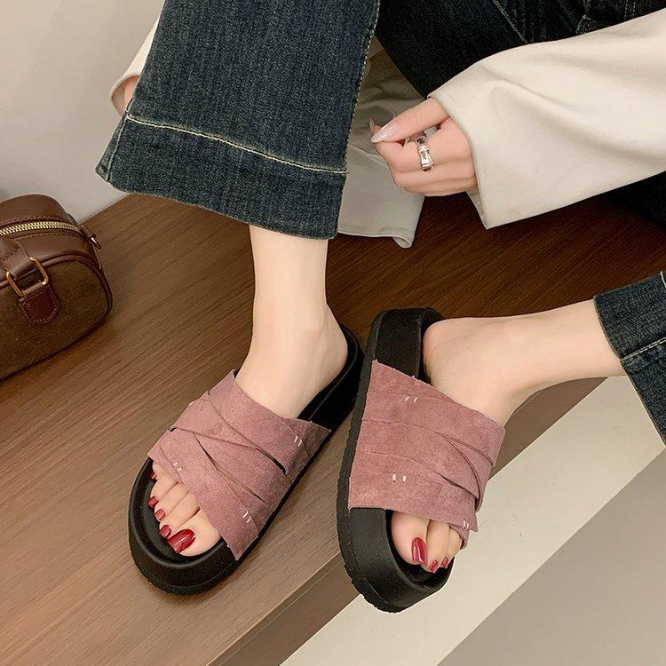 Thick-soled Woven One-word Sandals for Women 2025 Summer New Heightening Open-toed Beach Shoes Versatile Boken Slippers Outer Wear