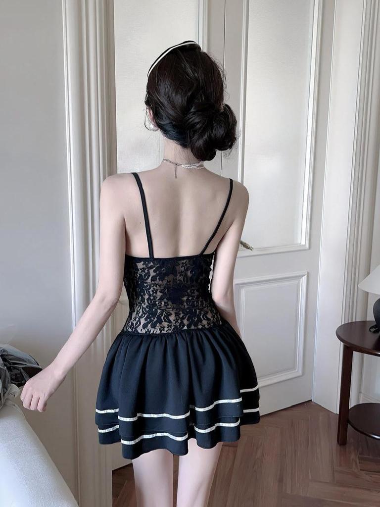 9484 Sukienka klubowa bez pleców, wyszczuplająca, na ramiączkach spaghetti dla kobiet