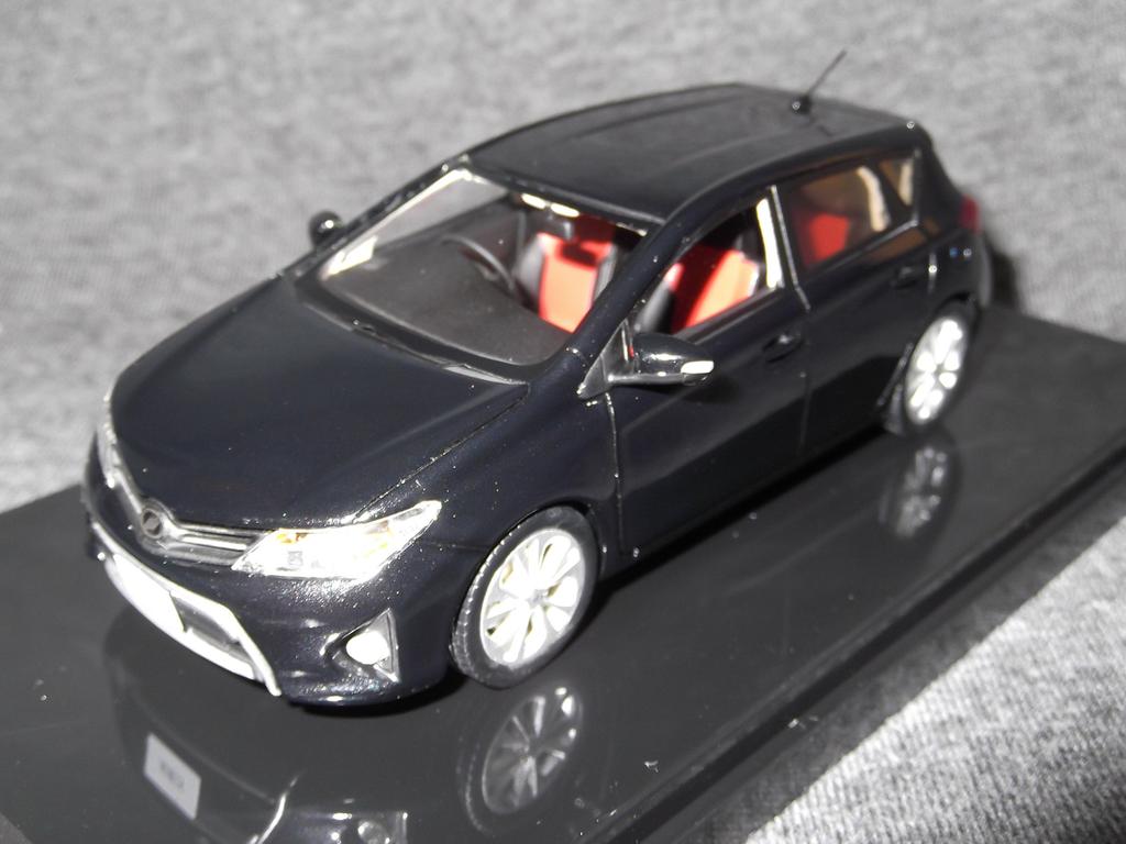 AURIS RS S Package Black Mica WIT'S 1/43 (Finished Model)