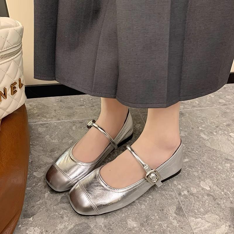 French Classic Small Fragrant Wind Shallow Mouth Single Shoes Women's Spring and Summer New Flat Shoes Gentle Fashion One-word Buckle Mary Jane Shoes