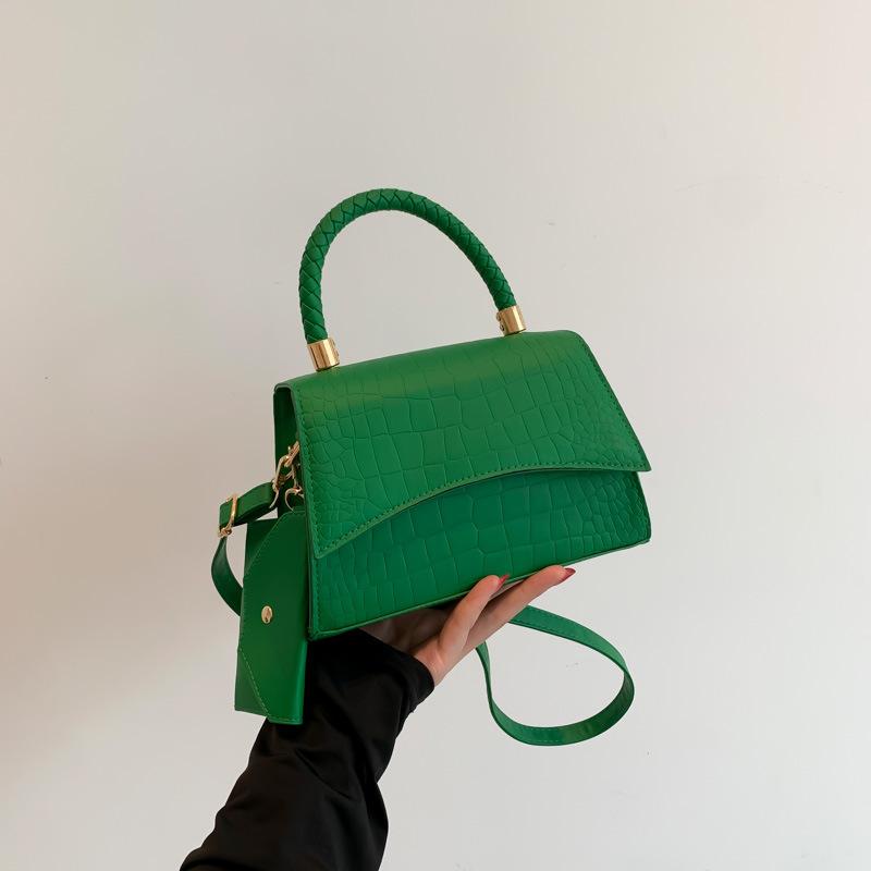 

Однотонная простая модная сумка для матери и ребенка, весенняя универсальная сумка через плечо, темпераментная маленькая квадратная сумка для женщин зелёный