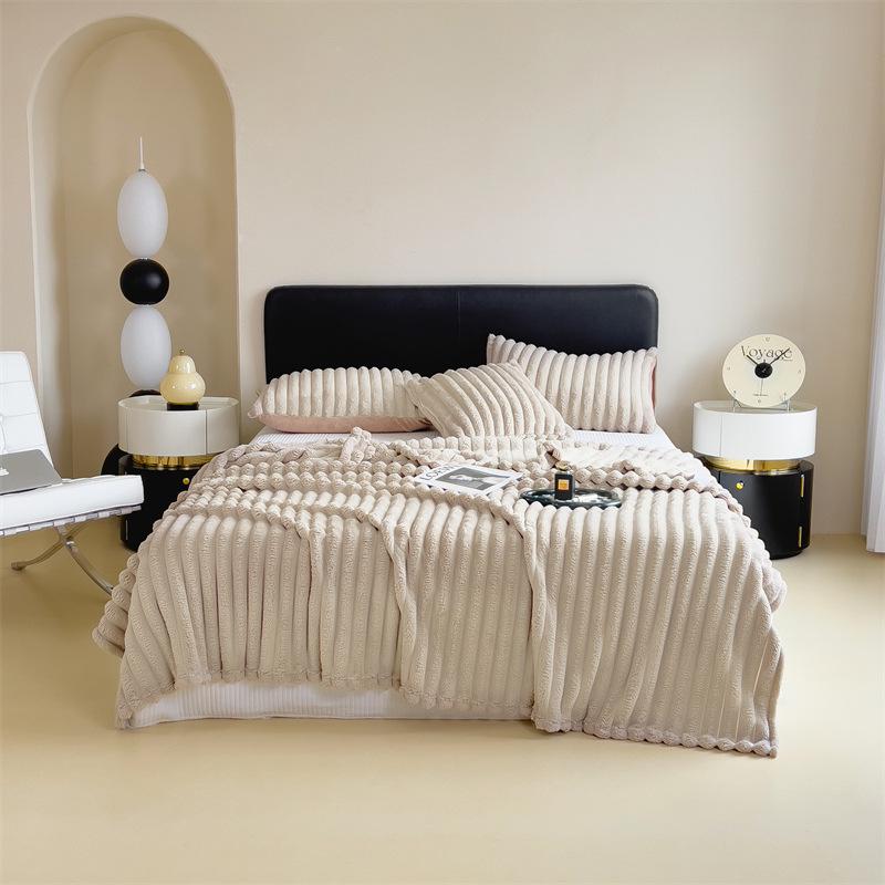 Thickened Coral Fleece Rabbit Fur Nap Blanket