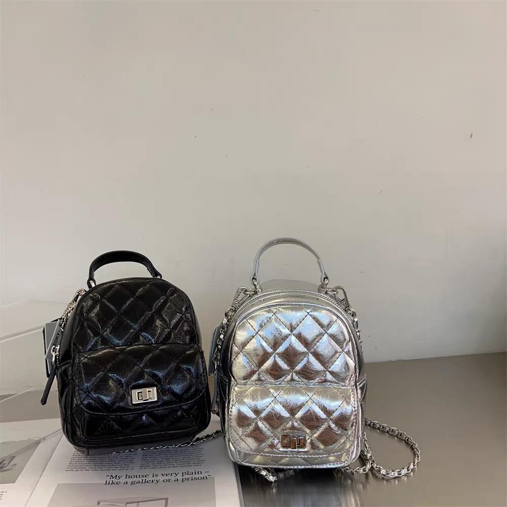 Neuer Schulterrucksack mit großem Fassungsvermögen, Handtasche, vielseitige kleine Diamantketten-Tasche, Mini-Rucksack.