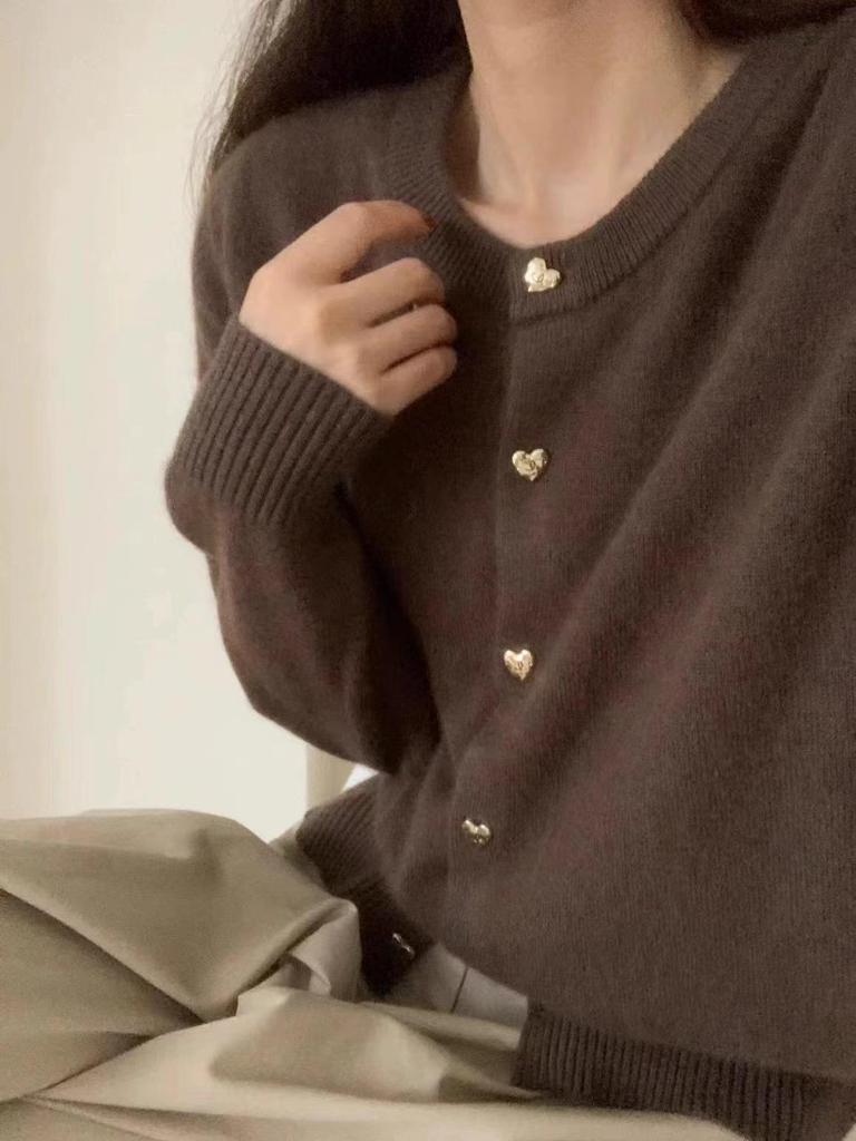Korean Style Round Neck Women's Wool Cardigan - 2025 Autumn/Winter Fashionable Short Knit Sweater.