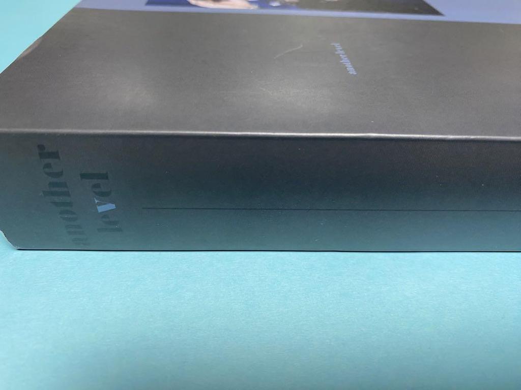 [USED] BTS Taehyung Exhibition Photobook Another Level Photobook