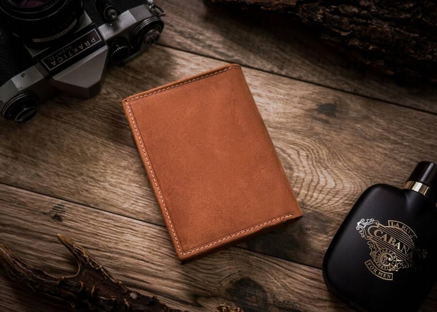 Large, Vertical Men's Wallet Made of Genuine Leather - Always Wild