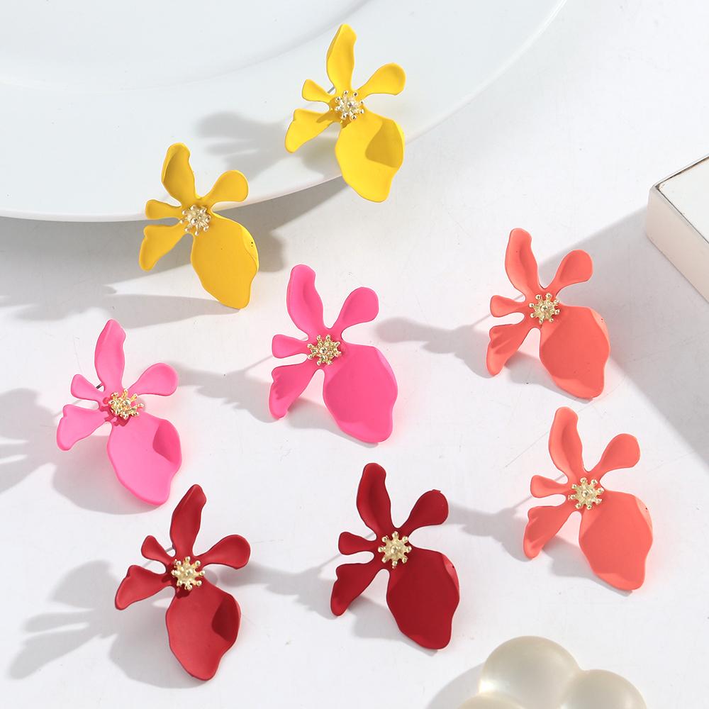 Fashion Elegant Matte Colorful Flower Stud Earrings for Women Vintage Floral Earring Statement Jewelry Accessories Vacation Gift
