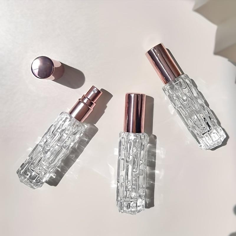 1 Stück 10 ml Mini Nachfüllbare Kristallklare Glas Sprühflasche - Elegantes Feinspray Parfüm Zerstäuber mit Roségoldenem Verschluss