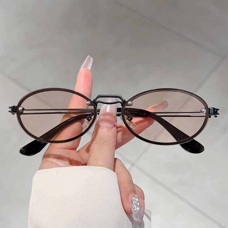 Classic Trendy Hip Hop Oval Sun Glasses Glasses Ladies For Men Steampunk Luxury Designer Style Style UV400 Sun Eyeglasses Popular Pink Glasses