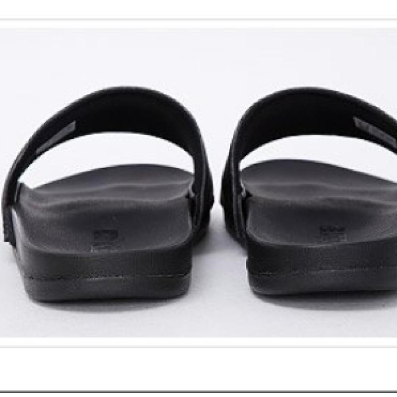 Adidas Adilette Comfort Slippers Gy1945 Gy1946 4 Piece Collection