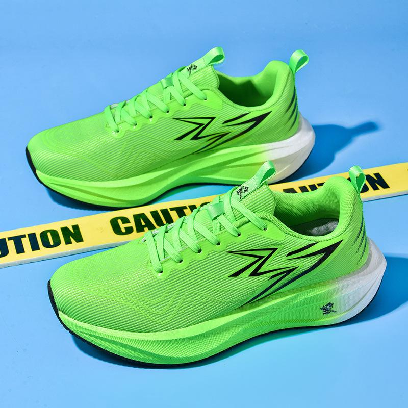 2025 New Carbon Board Running Shoes Summer Mesh Breathable Lightweight Shock-absorbing Popcorn Bottom Youth Sports Shoes