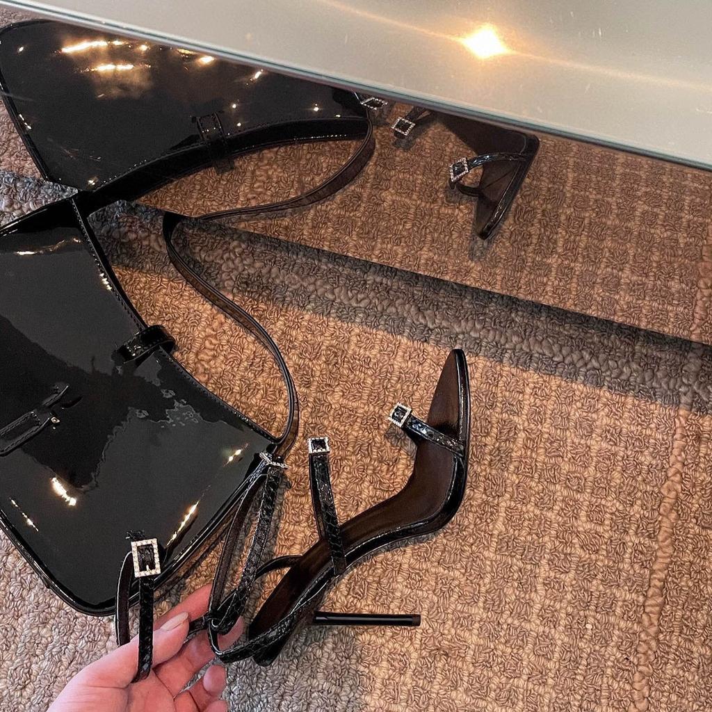 2025 Frühling und Sommer neuer Temperament Strass quadratische Schnalle super hohe Absatz Sandalen Damen sexy Seite offen dünner Absatz offene Zehen Damenschuhe