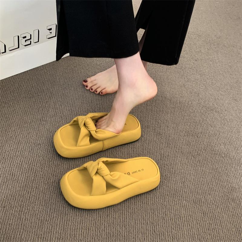 Cool Flip-flops for Women Summer Semi-flip-flops Versatile Beach Shoes