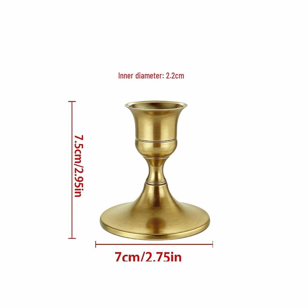 Europäischer minimalistischer Kerzenständer als Ornament für Candlelight-Dinner & Hochzeitsdeko