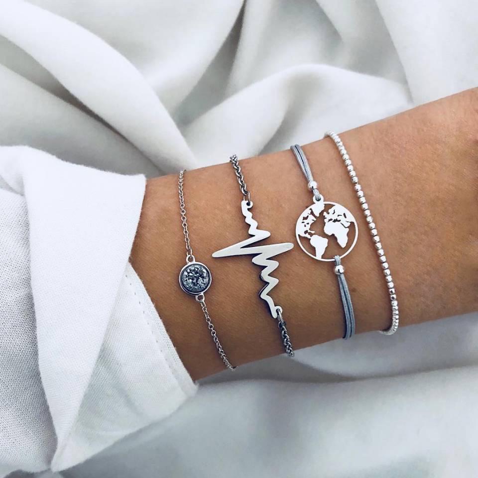 Turquoise Turtle & Seashell Geometric Heart Bracelet Set