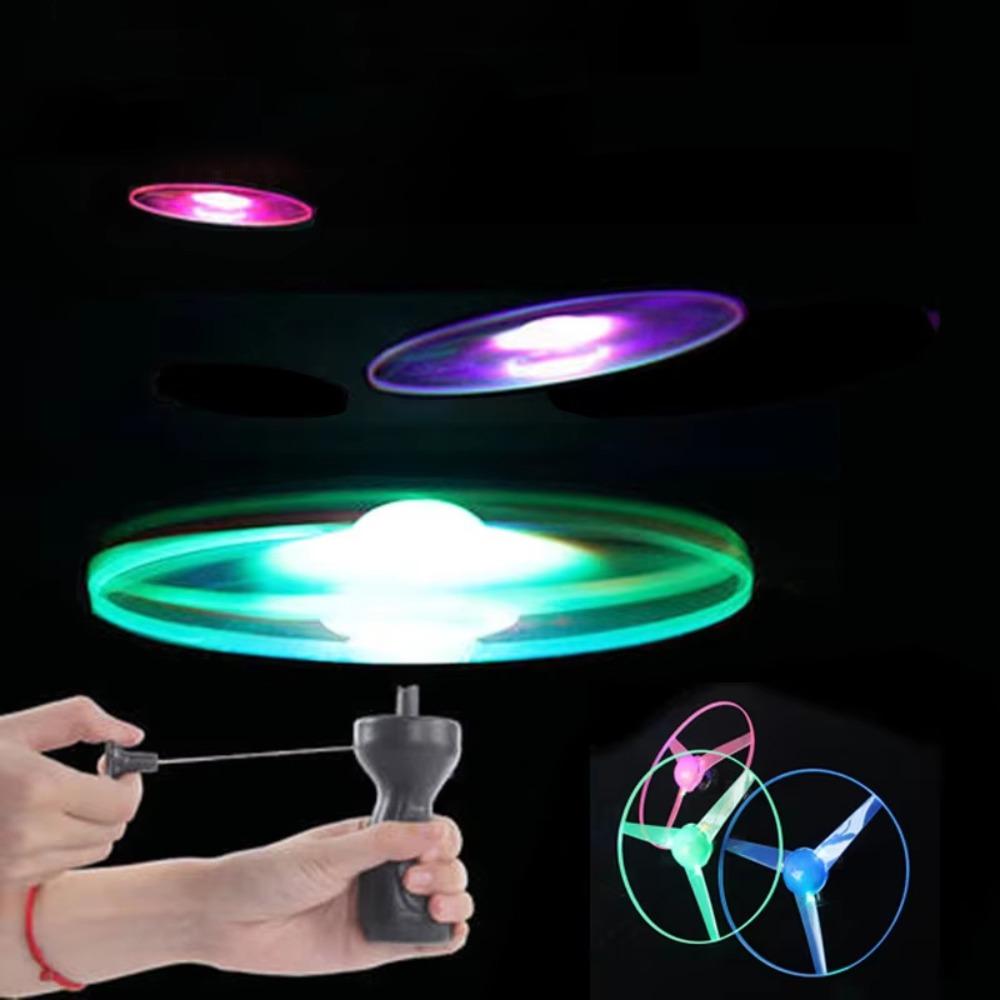 LED Light Pull Line Saucer Toys Rotating Design Luminous Toy Fun Flashing Flying Toy Beach A 1PC Random color