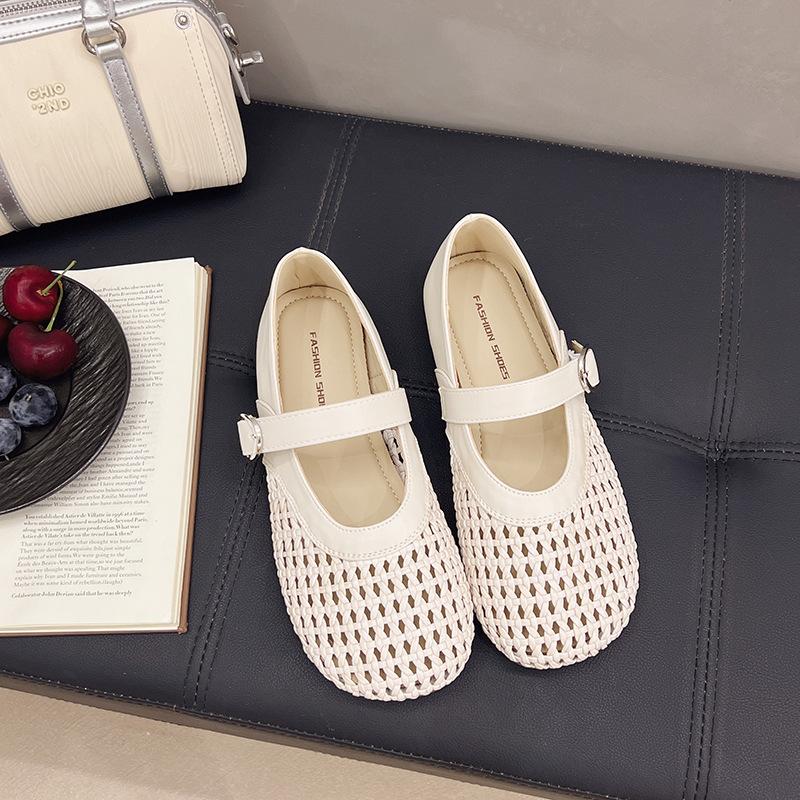 

Ретро туфли Мэри Джейн с полым плетением женские 2025 весна новые универсальные туфли на плоской подошве с одинарной пряжкой и перфорацией 40