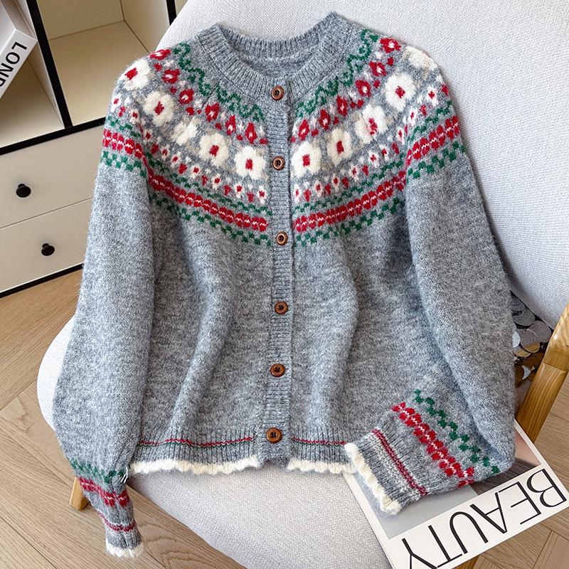 Women's Fair Isle Floral Jacquard Sweater - Soft, Fluffy Knitwear Cardigan Pullover for 2026 Autumn/Winter Collection.