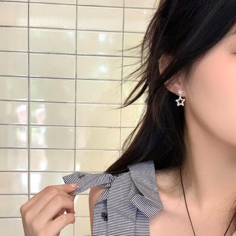 Korean Explosive Zircon Simple and Exquisite Star Stud Earrings Women's Light Luxury High-end Earrings Temperament Sweet and Versatile Earrings