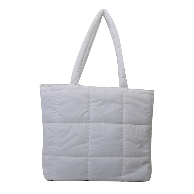 

Women s Large European Style Quilted Shoulder Storage Bag for Outdoor Fashion 39x32x28.5x11.5 cm Top Opening білий