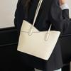 Large-capacity Tote Bag - A High-end Style Backpack Suitable for School or Commuting, with A Single Shoulder Strap.