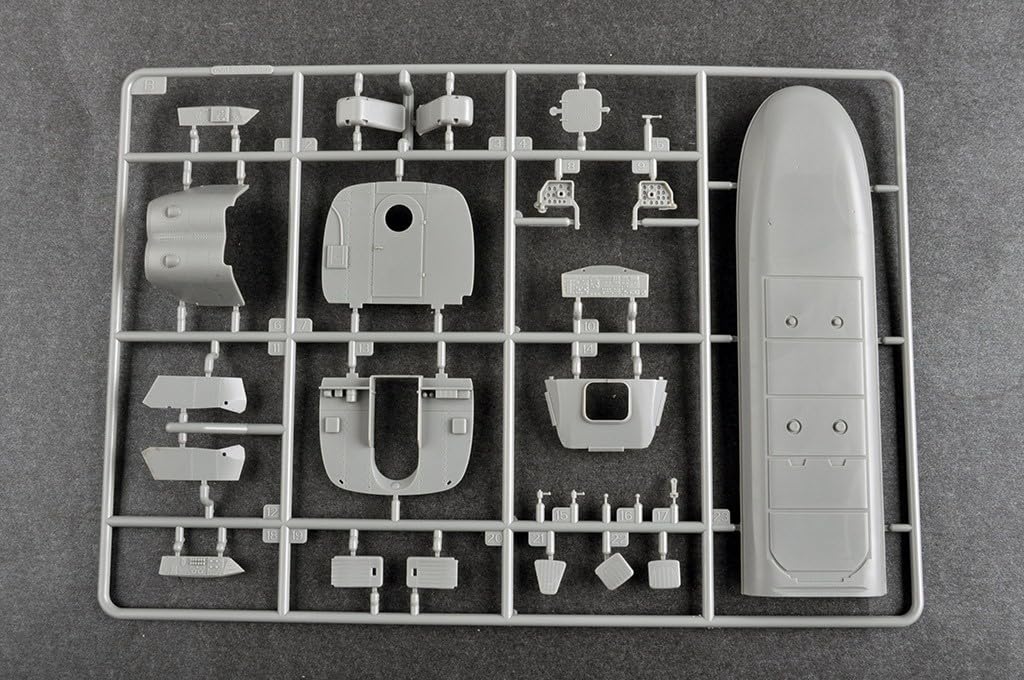 Trumpeter Hip Plastic Model 05815 1/48 Mi-8