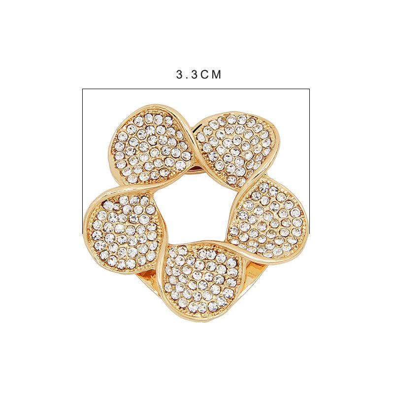 Elegant Dual-Purpose Brooch & Scarf Clip - Flower Design