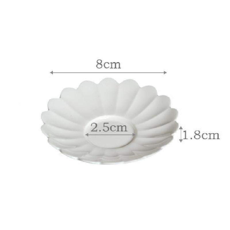 

55 мл Бутиковая керамическая чаша с клубникой и ручной росписью, набор блюдец с крышкой, набор ворсовых резных чашек, изысканная чайная чашка кунг-фу, посуда для напитков 8X1.8CM