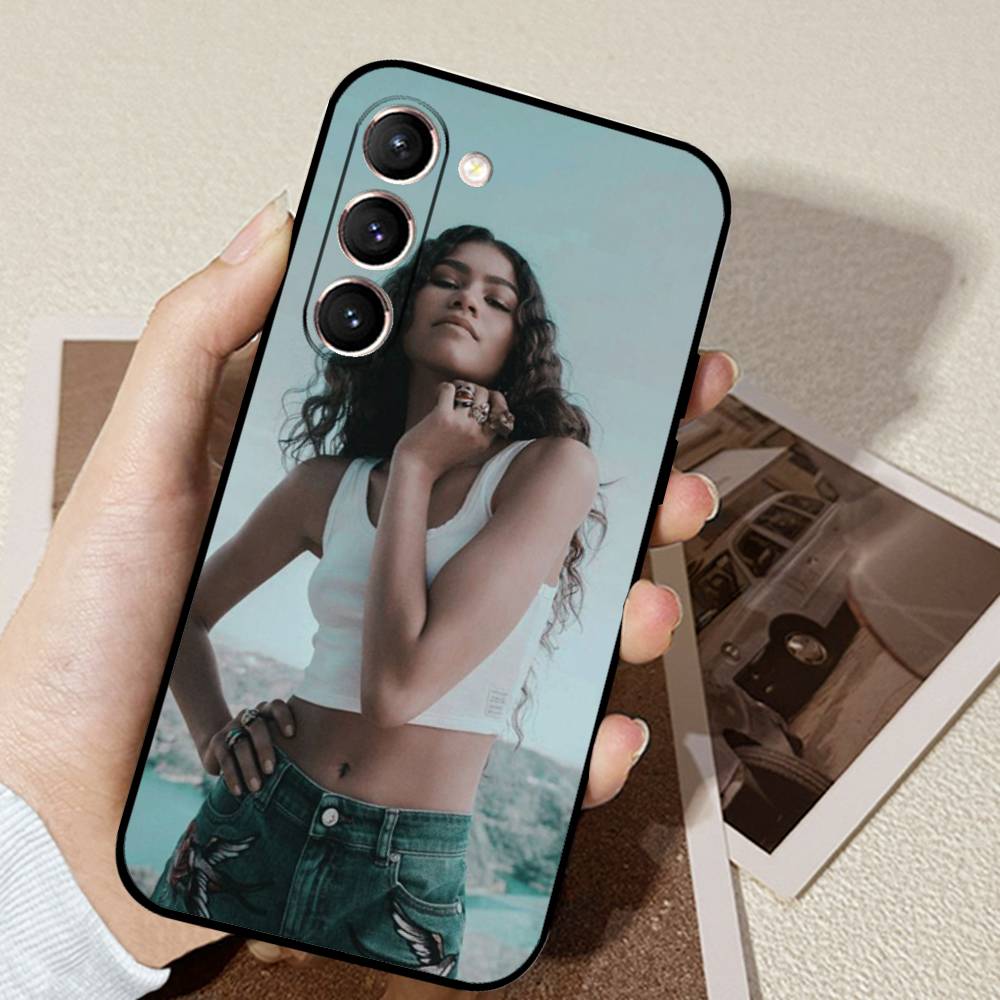 Zendaya Coleman Phone Case For Samsung Galaxy S21 S22 S23 S24ULTRA S25ULTRA FE Ultra Plus5G A52S S26 Soft Cover