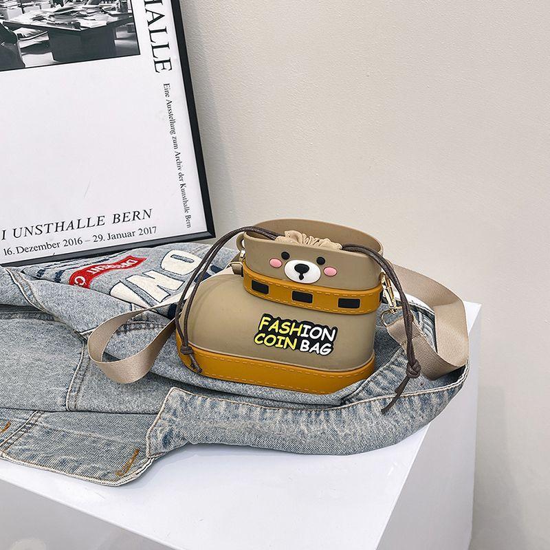 Little Bear Rain Boots Crossbody Bag Parent Child Leisure Shoulder Bag 2025 New Cute and Versatile Silicone Small Bag