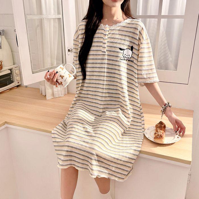 Women's Striped Short-Sleeve Loose Midi Dress – Fresh Summer Style, Versatile for Outdoors or as Pajamas, Ideal for Students