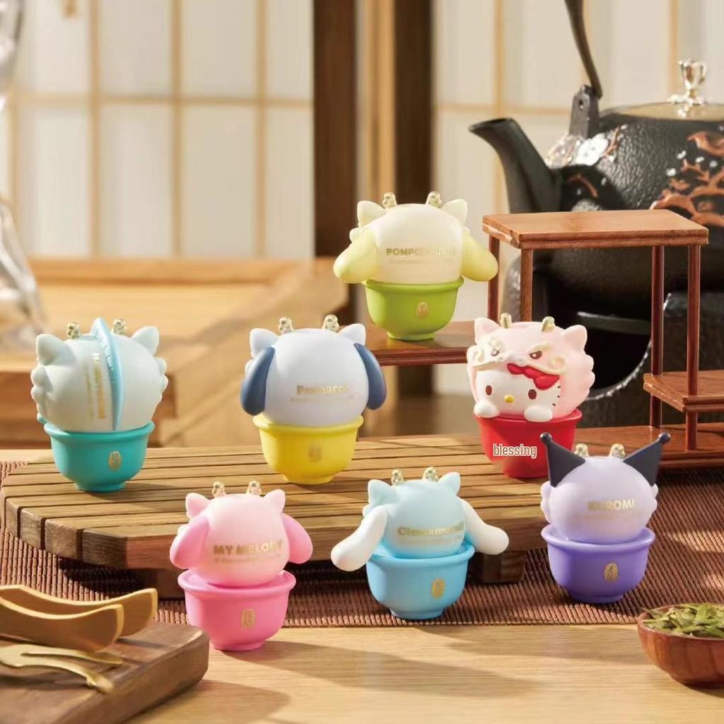 Серія «Романтичне весілля родини Sanrio» Мила лялька-фігурка Прикраса