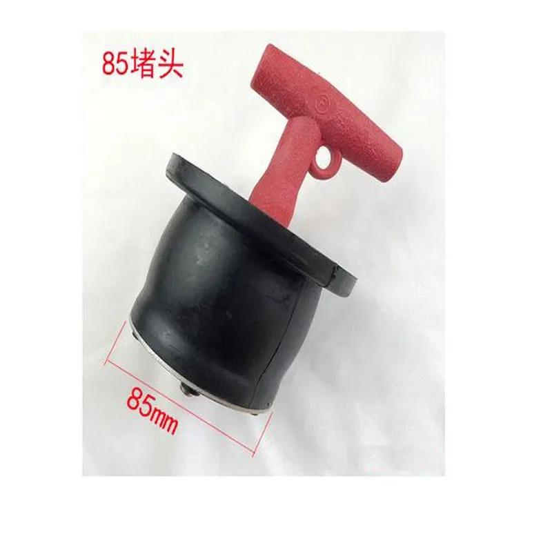 Leak Test of Pressure Tube With Rubber Expansion Plug of Automobile Radiator