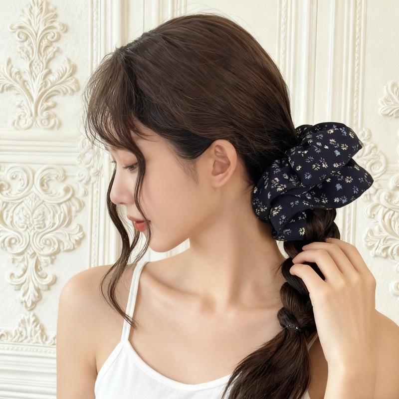 Elegant French Pastoral Floral Pleated Hair Tie with Exquisite Lace